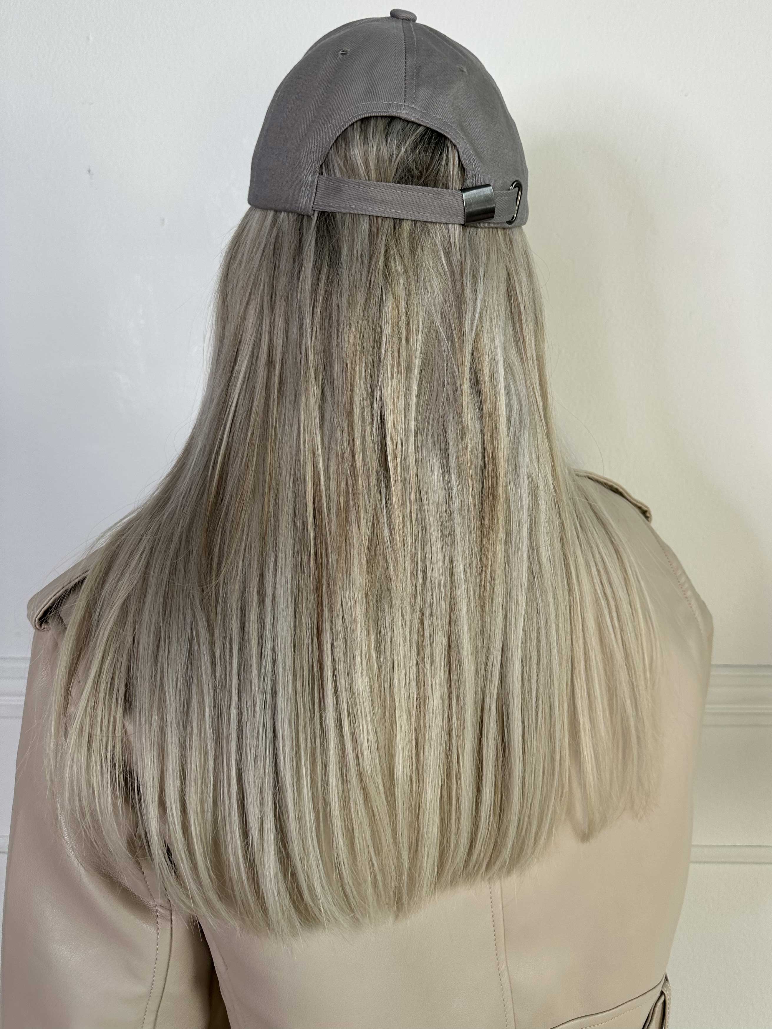 Izzie - enfärgad keps